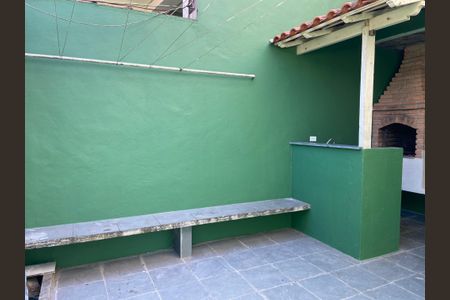Casa para alugar com 160m², 5 quartos e 2 vagasQuintal