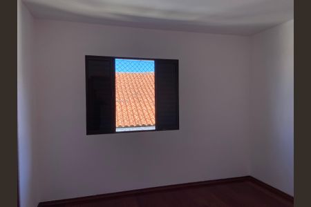 Casa para alugar com 160m², 5 quartos e 2 vagasQuarto 