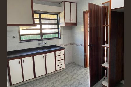 Casa para alugar com 160m², 5 quartos e 2 vagasCozinha