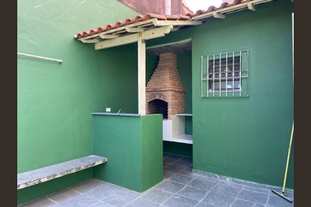 Casa para alugar com 160m², 5 quartos e 2 vagasQuintal