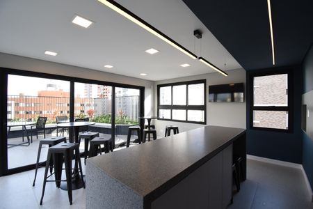 Apartamento para alugar com 52m², 2 quartos e 1 vagaÁrea comum - Salão de festas