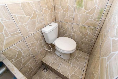 Casa para alugar com 100m², 2 quartos e sem vaga Casa para alugar com 100m², 2 quartos e sem vagaLavabo do terraço