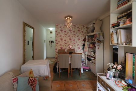 Sala de apartamento à venda com 2 quartos, 50m² em Vila Santa Luzia, Diadema