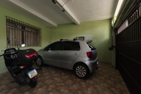 Casa à venda com 138m², 4 quartos e 2 vagasGaragem