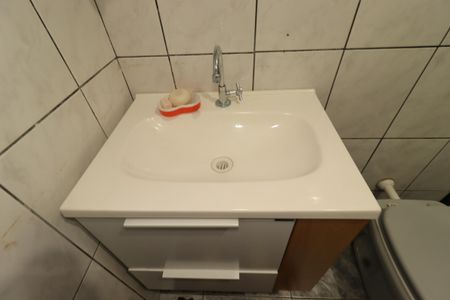 Casa à venda com 138m², 4 quartos e 2 vagasBanheiro 1 da Casa 1 - Pia