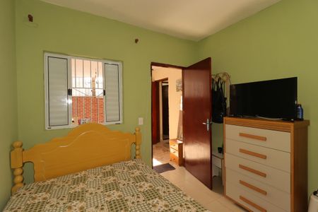 Casa à venda com 138m², 4 quartos e 2 vagasQuarto 2 da Casa 1