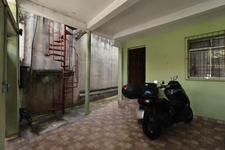 Casa à venda com 138m², 4 quartos e 2 vagasGaragem