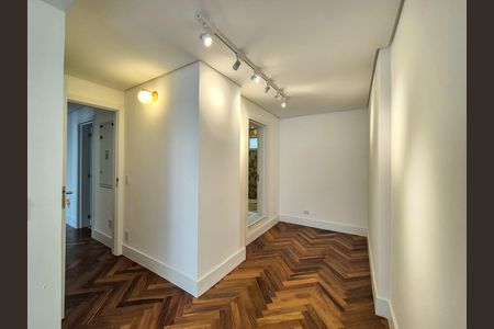 Apartamento à venda com 202m², 3 quartos e 1 vaga