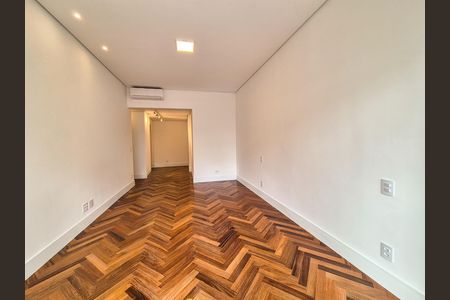 Apartamento à venda com 202m², 3 quartos e 1 vaga