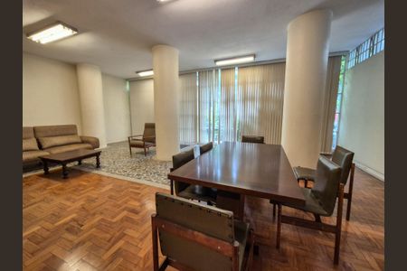 Apartamento à venda com 202m², 3 quartos e 1 vaga
