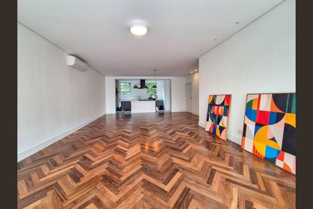 Apartamento à venda com 202m², 3 quartos e 1 vaga
