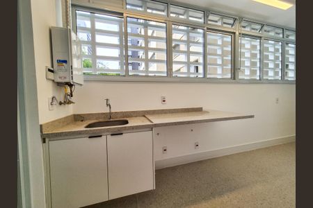 Apartamento à venda com 202m², 3 quartos e 1 vaga