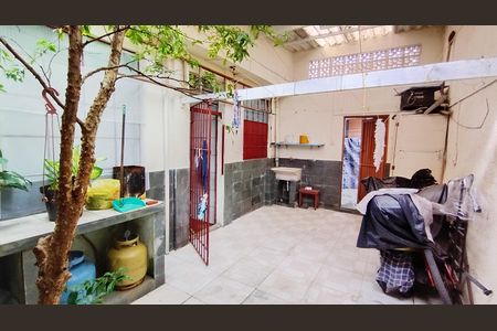 Casa para alugar com 107m², 3 quartos e 1 vaga Casa para alugar com 107m², 3 quartos e 1 vagaÁrea de Serviço