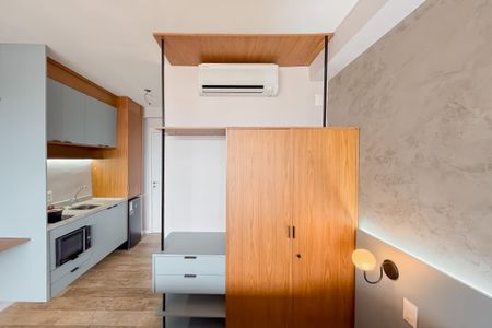 Studio à venda com 28m², 1 quarto e sem vagaArmários