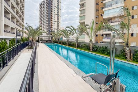 Studio à venda com 28m², 1 quarto e sem vagaPiscina