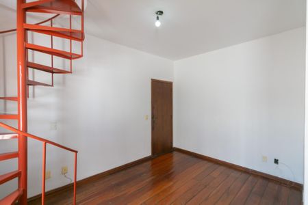 Apartamento para alugar com 104m², 2 quartos e 1 vaga