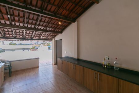 Apartamento para alugar com 104m², 2 quartos e 1 vaga
