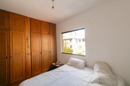 Apartamento para alugar com 104m², 2 quartos e 1 vaga