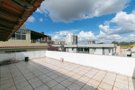 Apartamento para alugar com 104m², 2 quartos e 1 vaga