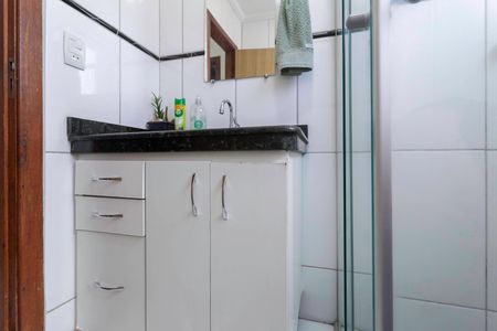 Apartamento para alugar com 56m², 2 quartos e 1 vaga Apartamento para alugar com 56m², 2 quartos e 1 vagaBanheiro social