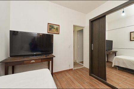 Apartamento à venda com 172m², 3 quartos e 2 vagasQuarto 2