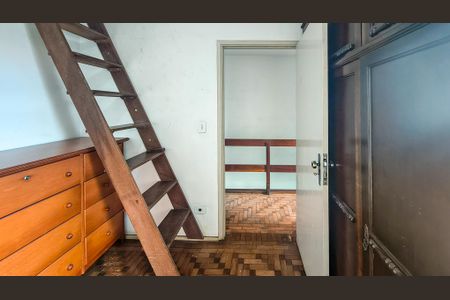 Casa para alugar com 152m², 4 quartos e 2 vagas Casa para alugar com 152m², 4 quartos e 2 vagasQuarto 1