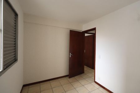 Apartamento à venda com 70m², 2 quartos e 1 vagaQuarto 2