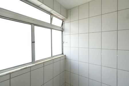 Apartamento à venda com 70m², 2 quartos e 1 vagaÁrea de Serviço