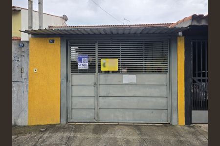 Casa para alugar com 105m², 2 quartos e 2 vagasFachada 