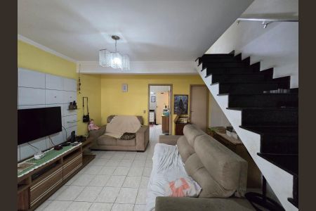 Casa para alugar com 105m², 2 quartos e 2 vagasSala 