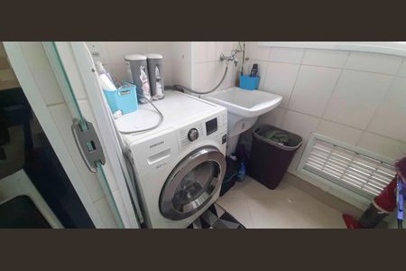 Apartamento à venda com 57m², 2 quartos e 1 vagaÁrea de Serviço