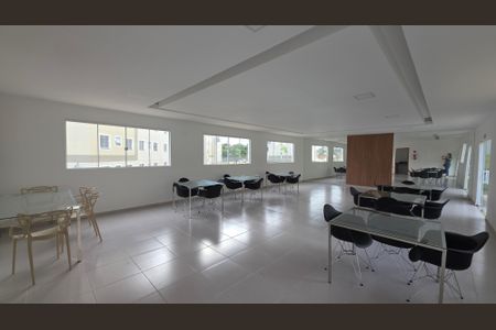 Apartamento para alugar com 38m², 2 quartos e 1 vagaÁrea comum - Salão de festas