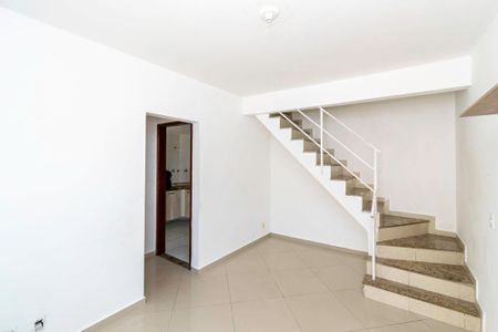 Apartamento para alugar com 48m², 2 quartos e 1 vagaSala