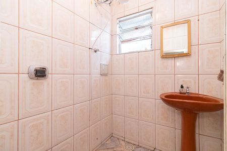 Casa à venda com 140m², 2 quartos e 1 vagaBanheiro 2