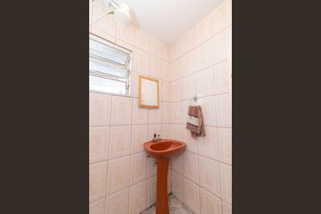 Casa à venda com 140m², 2 quartos e 1 vagaBanheiro 2