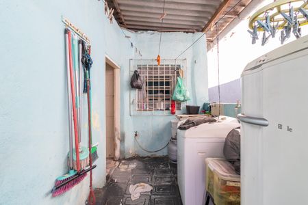 Casa à venda com 140m², 2 quartos e 1 vagaÁrea de Serviço