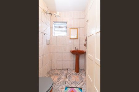 Casa à venda com 140m², 2 quartos e 1 vagaBanheiro 2