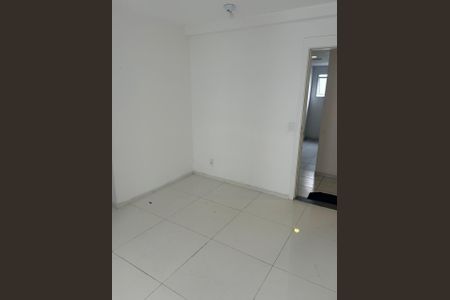Apartamento à venda com 50m², 2 quartos e 1 vaga Apartamento à venda com 50m², 2 quartos e 1 vagaSala