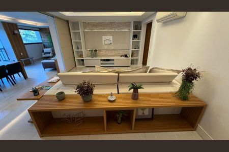 Apartamento à venda com 247m², 3 quartos e 3 vagasSala