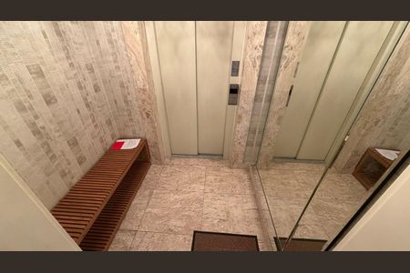 Apartamento à venda com 247m², 3 quartos e 3 vagasHall de entrada