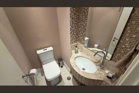 Apartamento à venda com 247m², 3 quartos e 3 vagasBanheiro