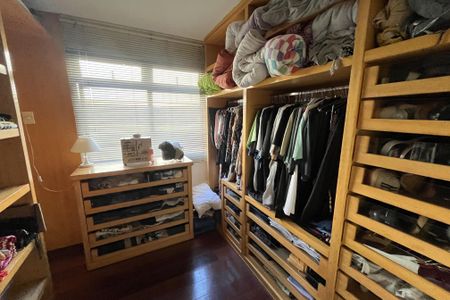 Apartamento à venda com 169m², 4 quartos e 2 vagasCloset