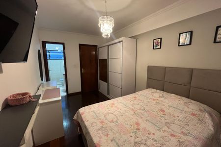 Apartamento à venda com 169m², 4 quartos e 2 vagasQuarto 1