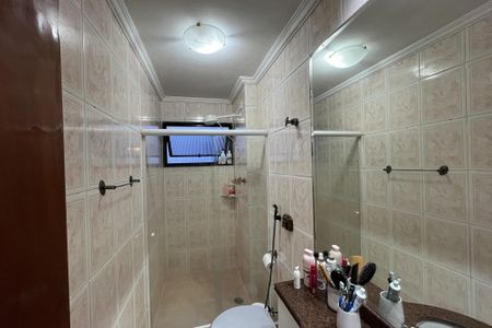 Apartamento à venda com 169m², 4 quartos e 2 vagasBanheiro 1