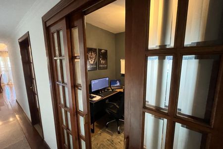 Apartamento à venda com 169m², 4 quartos e 2 vagasEscritorio