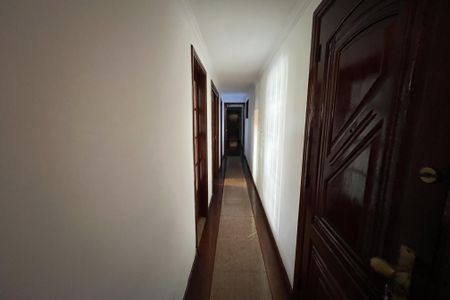 Apartamento à venda com 169m², 4 quartos e 2 vagasCorredor