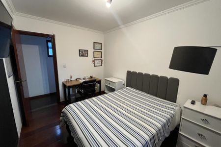 Apartamento à venda com 169m², 4 quartos e 2 vagasQuarto 3