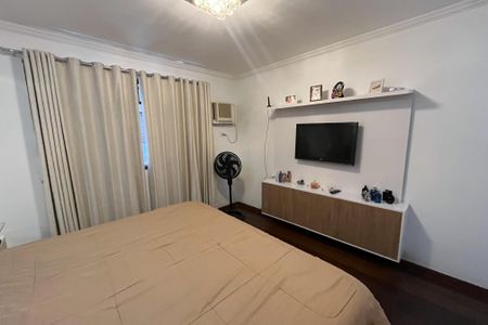 Apartamento à venda com 169m², 4 quartos e 2 vagasQuarto 2