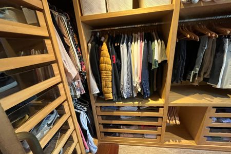 Apartamento à venda com 169m², 4 quartos e 2 vagasCloset