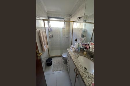 Apartamento à venda com 169m², 4 quartos e 2 vagasBanheiro 2
